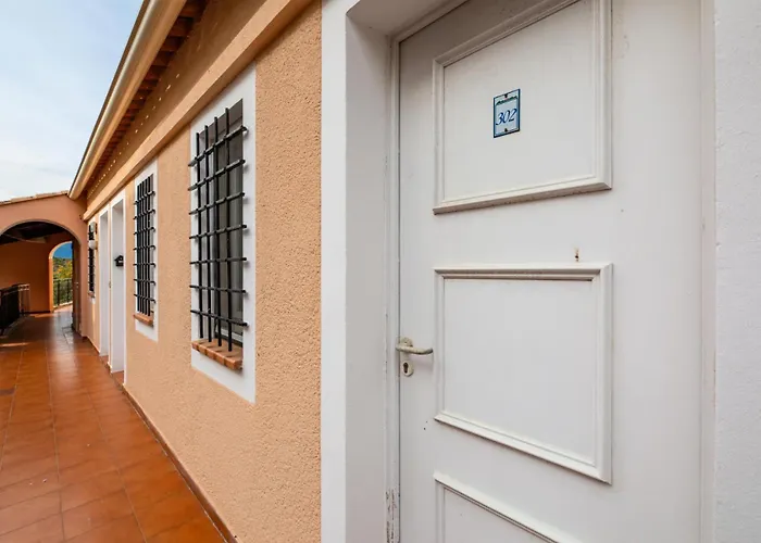 Le Village De Cap Esterel - Maeva - Vue 2 Pieces 5 Personnes - Selection Mae-1033 *